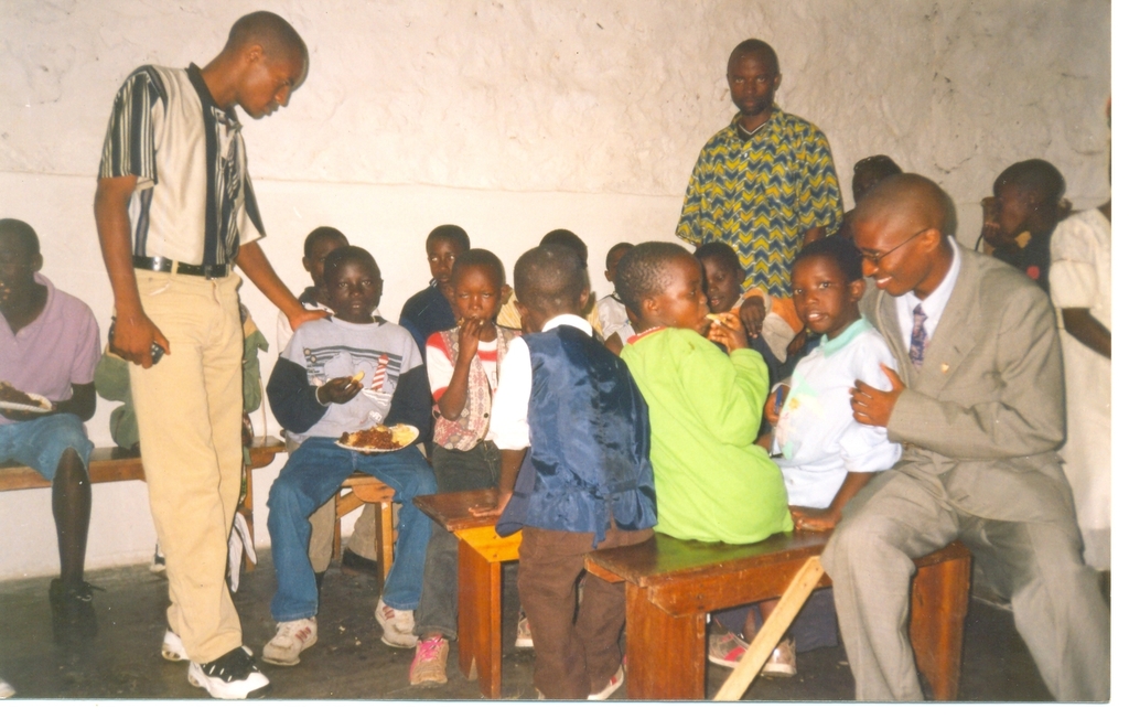 El Papa als joves congolesos: prou de corrupció! El testimoni de Floribert dóna esperança per una Àfrica i un món lliures de corrupció